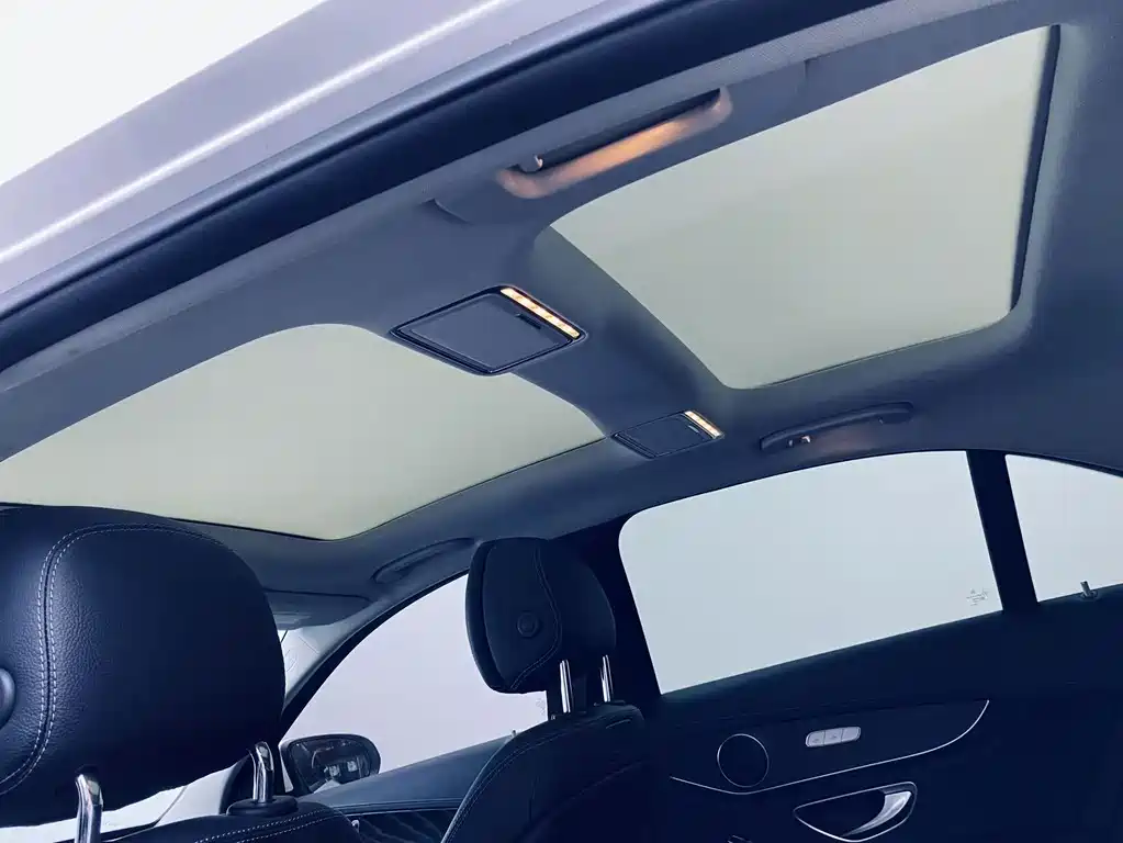 Mercedes-Benz C-Class — миниатюра 18