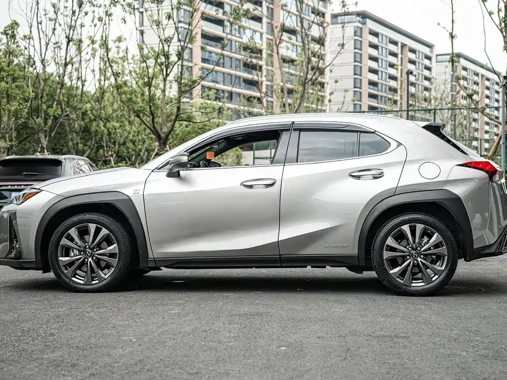 Lexus UX — миниатюра 7