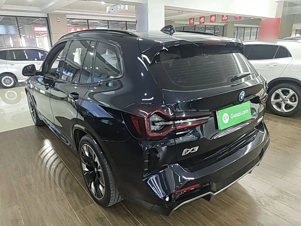 BMW iX3 — миниатюра 5