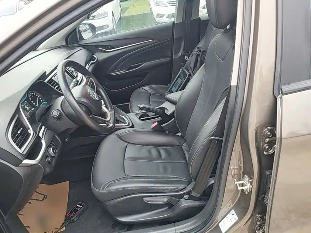 Buick Excelle — миниатюра 15