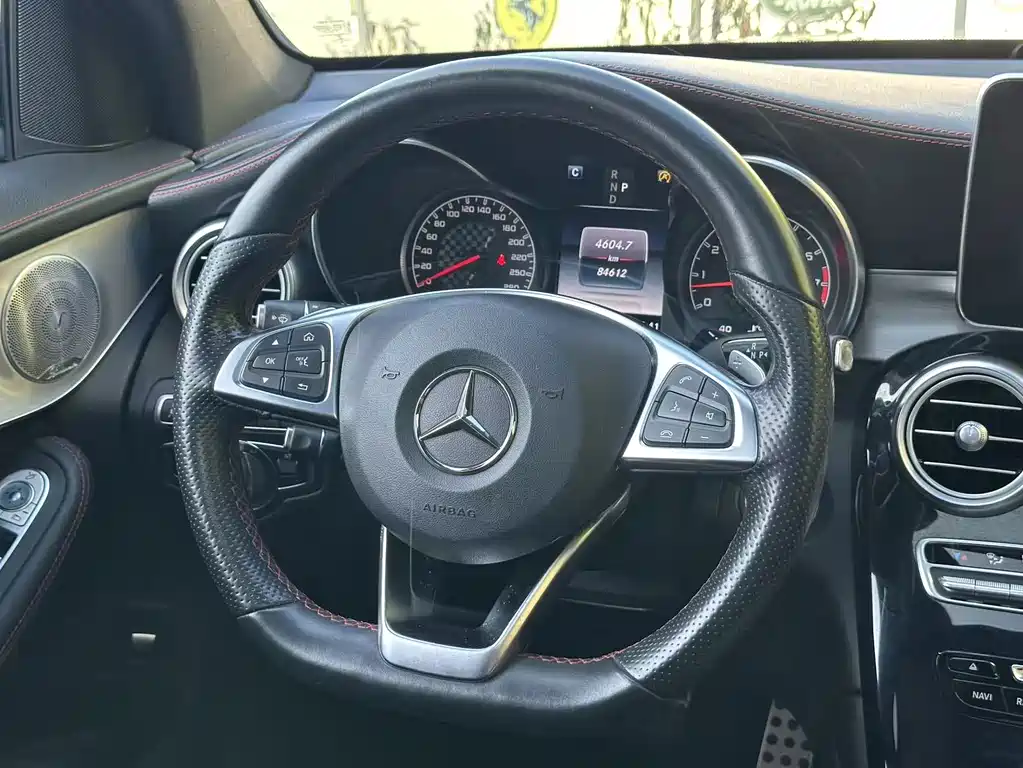 Mercedes-Benz GLC Coupe AMG — миниатюра 15