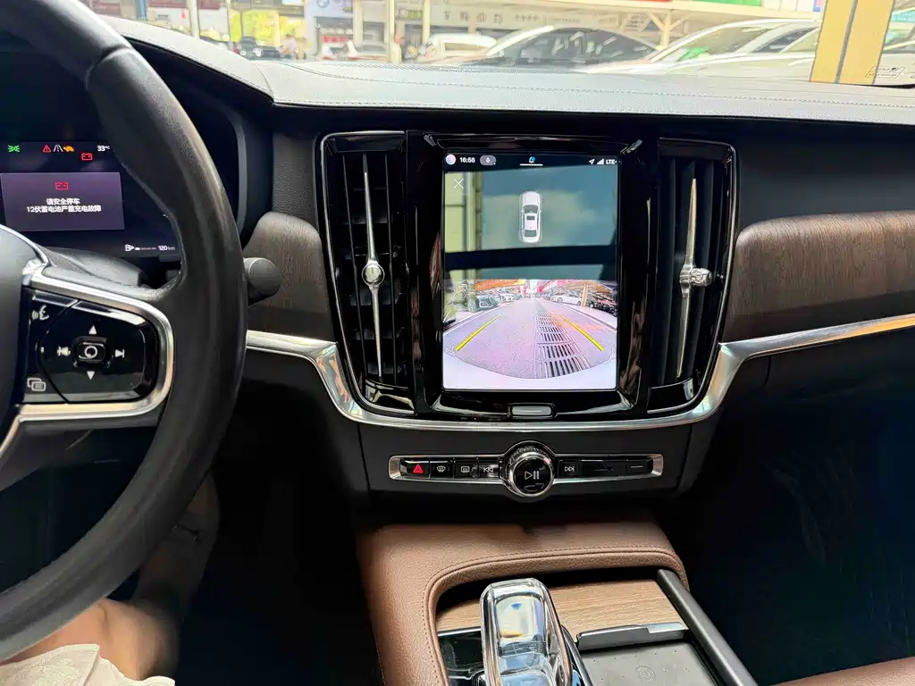 Volvo S90 — миниатюра 37
