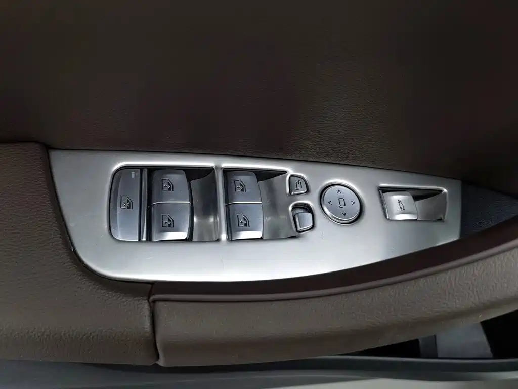 BMW X3 — миниатюра 9