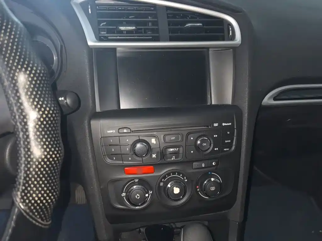 Citroen C4L — миниатюра 6