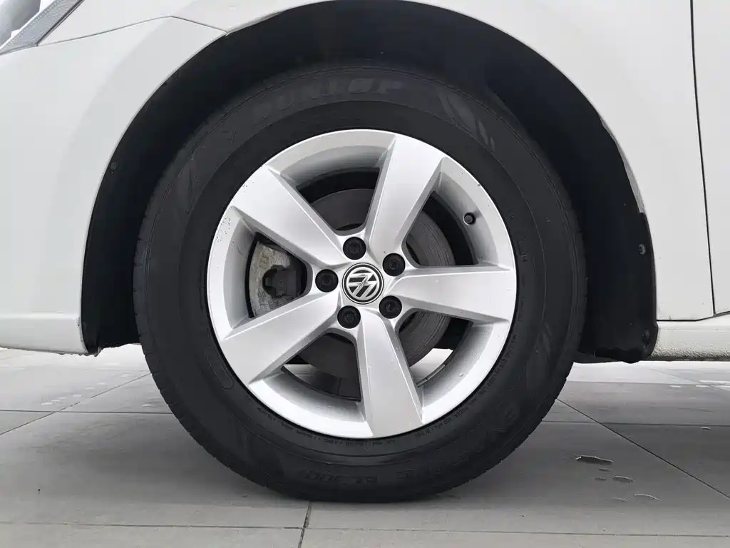 Volkswagen Lavida — миниатюра 17