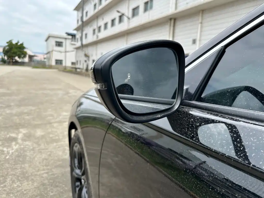 Honda Accord — миниатюра 5