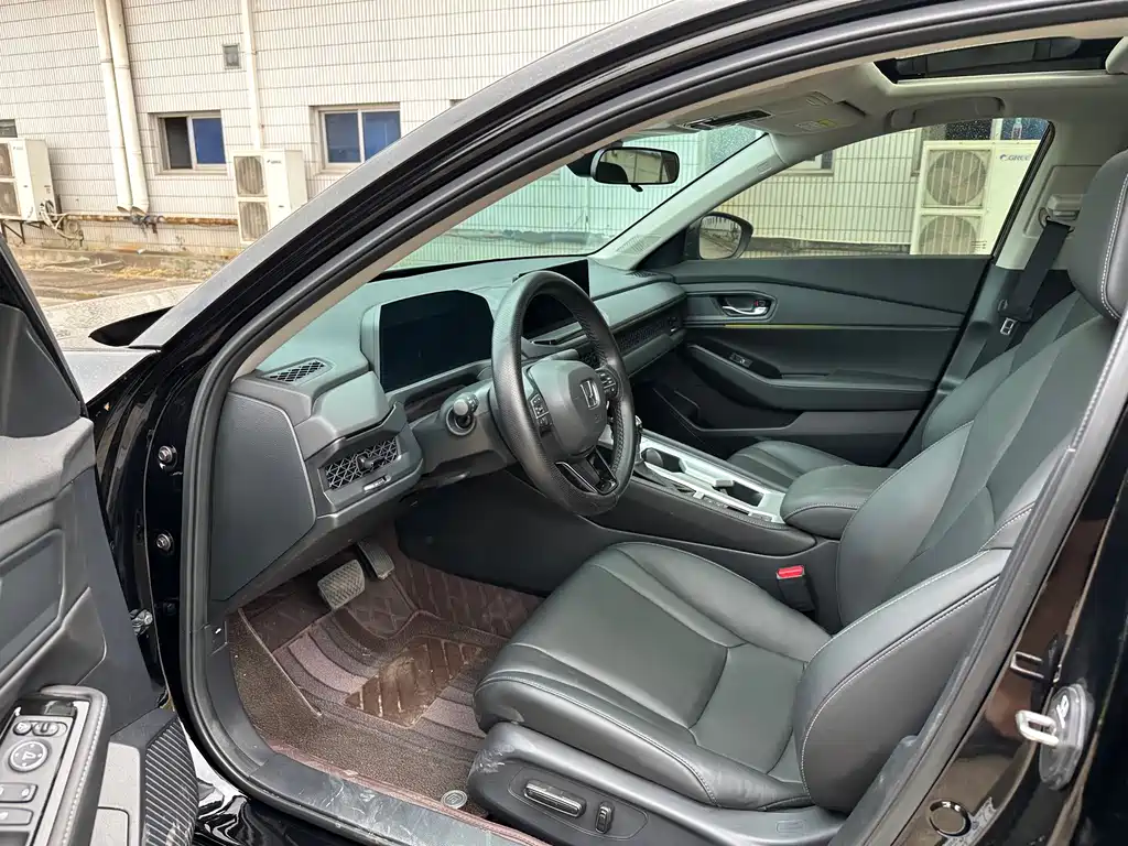 Honda Accord — миниатюра 6