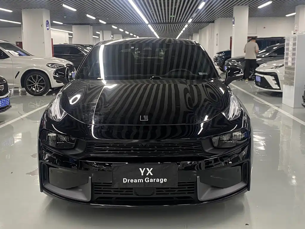 Lynk & Co 03 — миниатюра 2