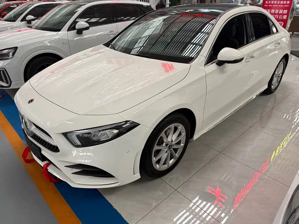 MERCEDES-BENZ A CLASS