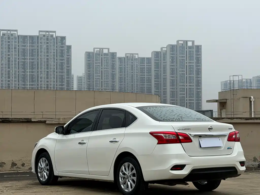 Nissan Sylphy — миниатюра 5