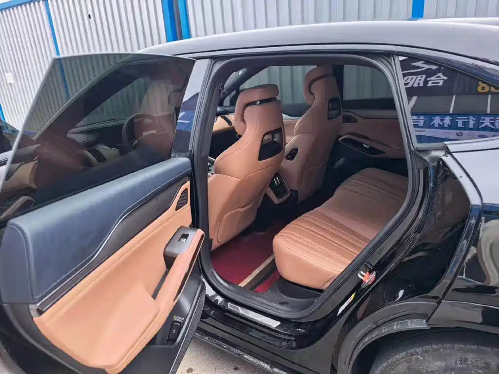 BYD L EV — миниатюра 3