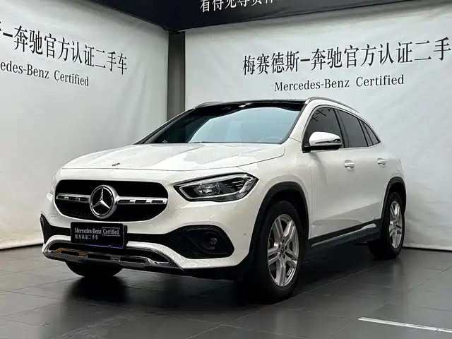 MERCEDES-BENZ  GLA 2021