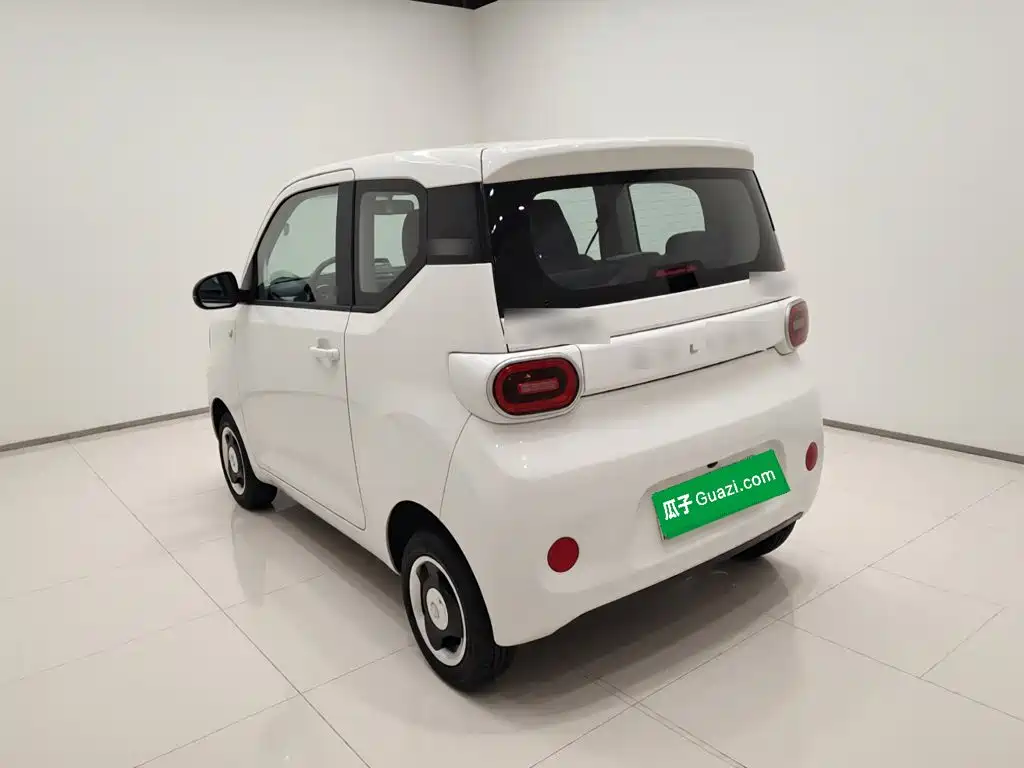 Wuling MINIEV — миниатюра 5