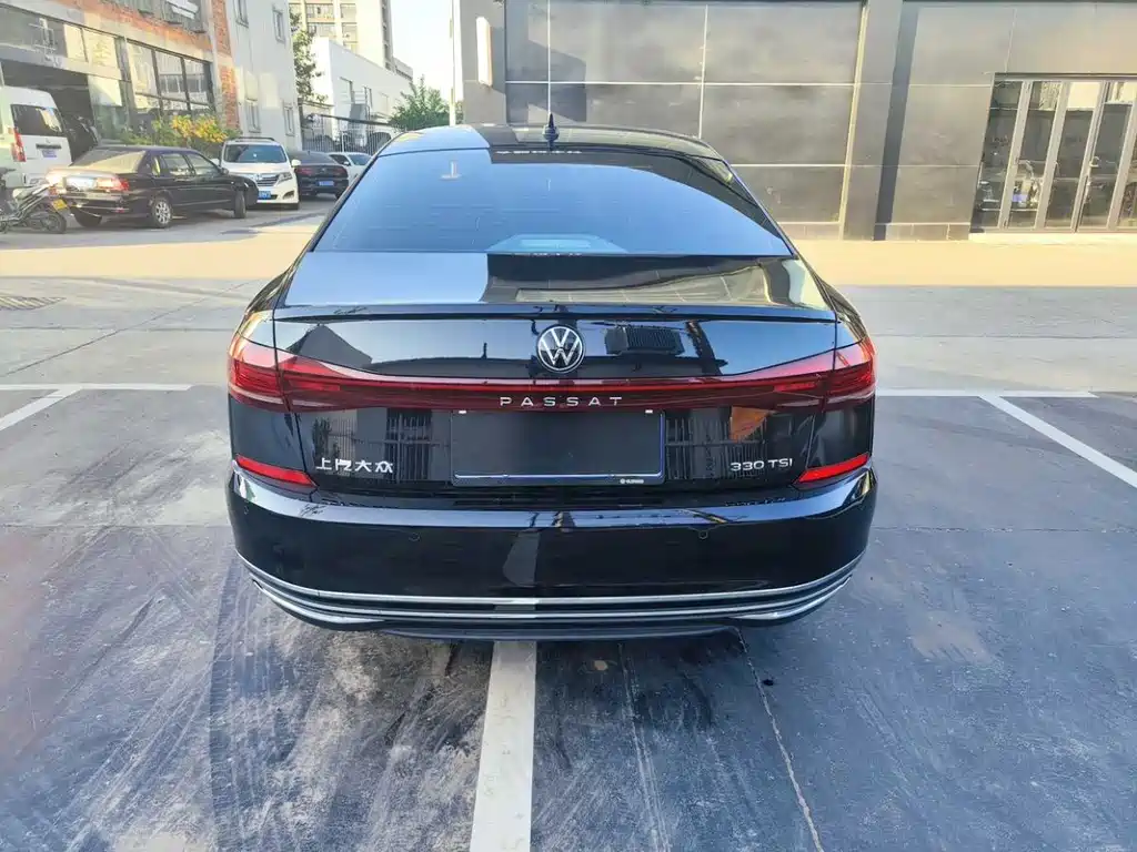 Volkswagen Passat — миниатюра 8