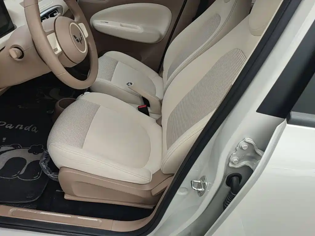 Wuling MINIEV — миниатюра 15