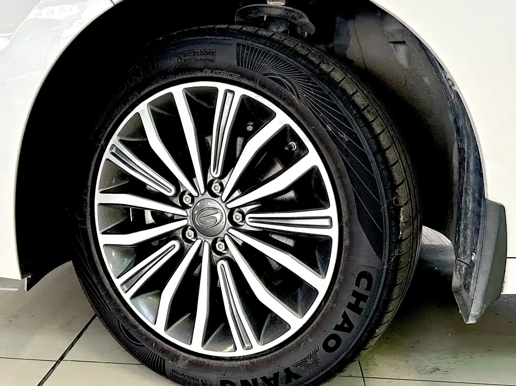 GAC Motor Trumpchi M6 — миниатюра 8