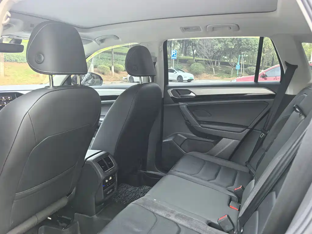 Volkswagen Tayron — миниатюра 10