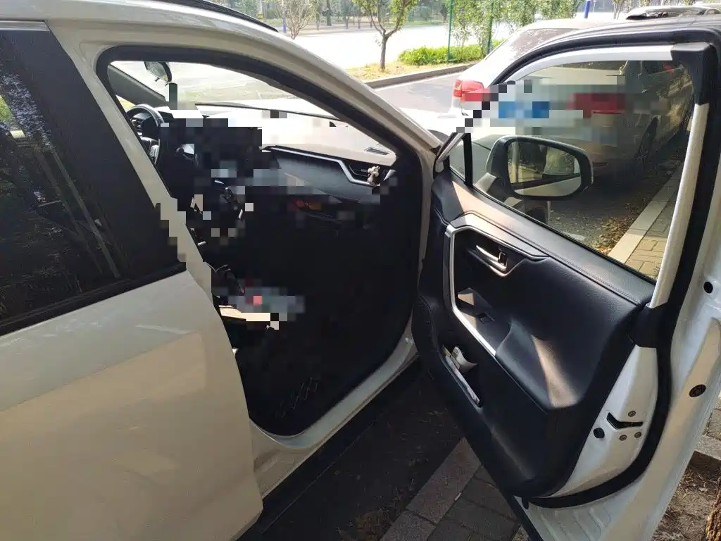 Toyota Wildlander — миниатюра 19