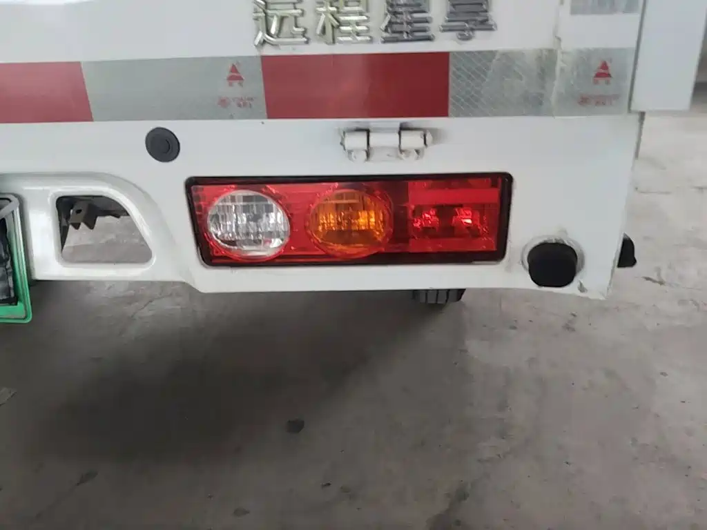 Yuan Cheng Yuan Cheng Xingxiang F1E — миниатюра 8