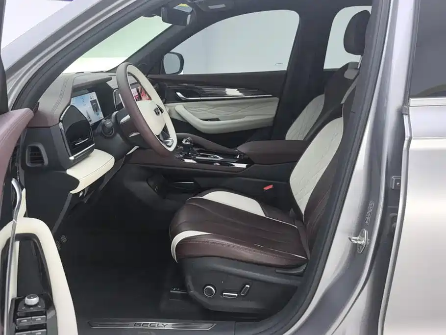 Geely Xingyue L — миниатюра 9