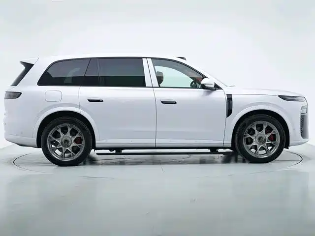 VOYAH Taishan X8 — миниатюра 4