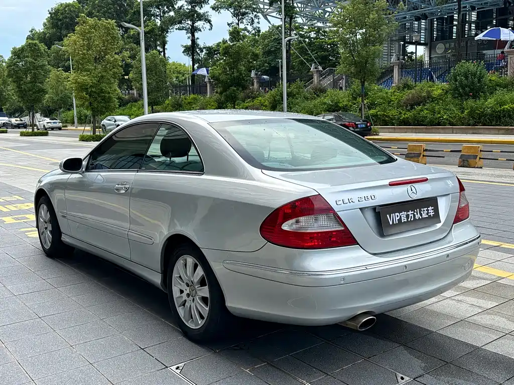 Mercedes-Benz CLK-Class — миниатюра 8