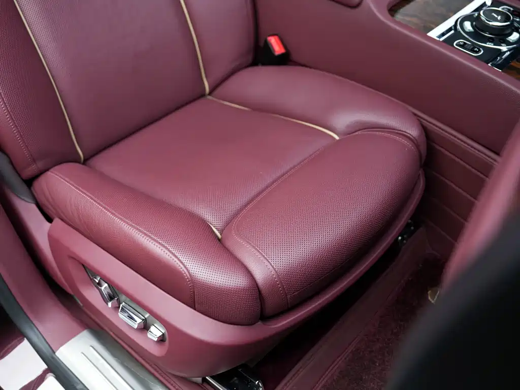 Rolls-Royce Ghost — миниатюра 19