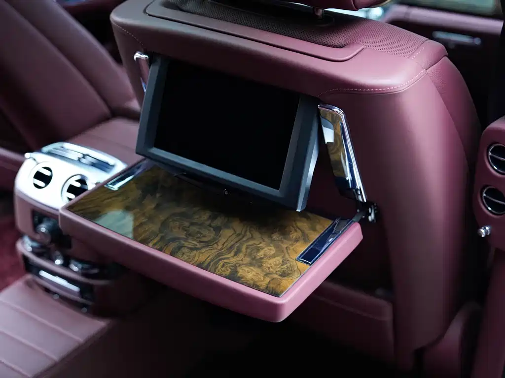 Rolls-Royce Ghost — миниатюра 34