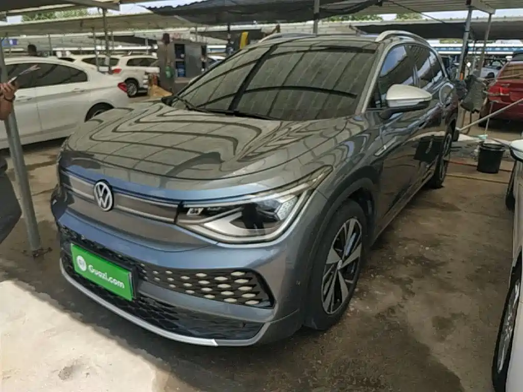 Volkswagen ID.6 X 2023