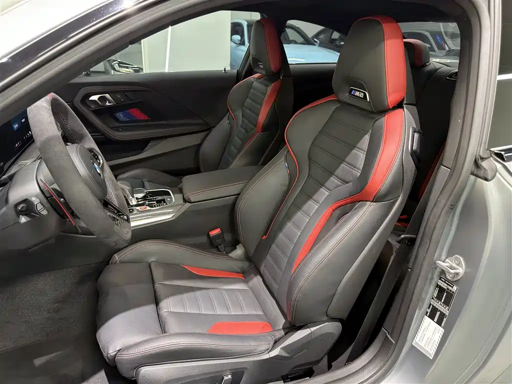 BMW M2 — миниатюра 10