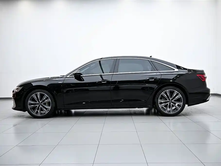 Audi A6L 2024 55 TFSI quattro Premium