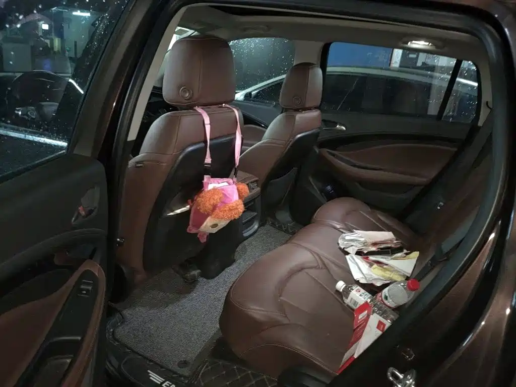 Buick Envision Plus — миниатюра 15