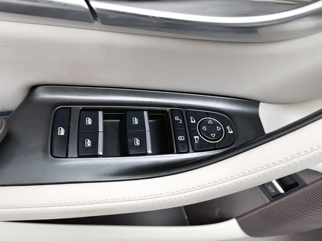 BYD Song Plus PLUS 2025 DM-i 112KM Luxury