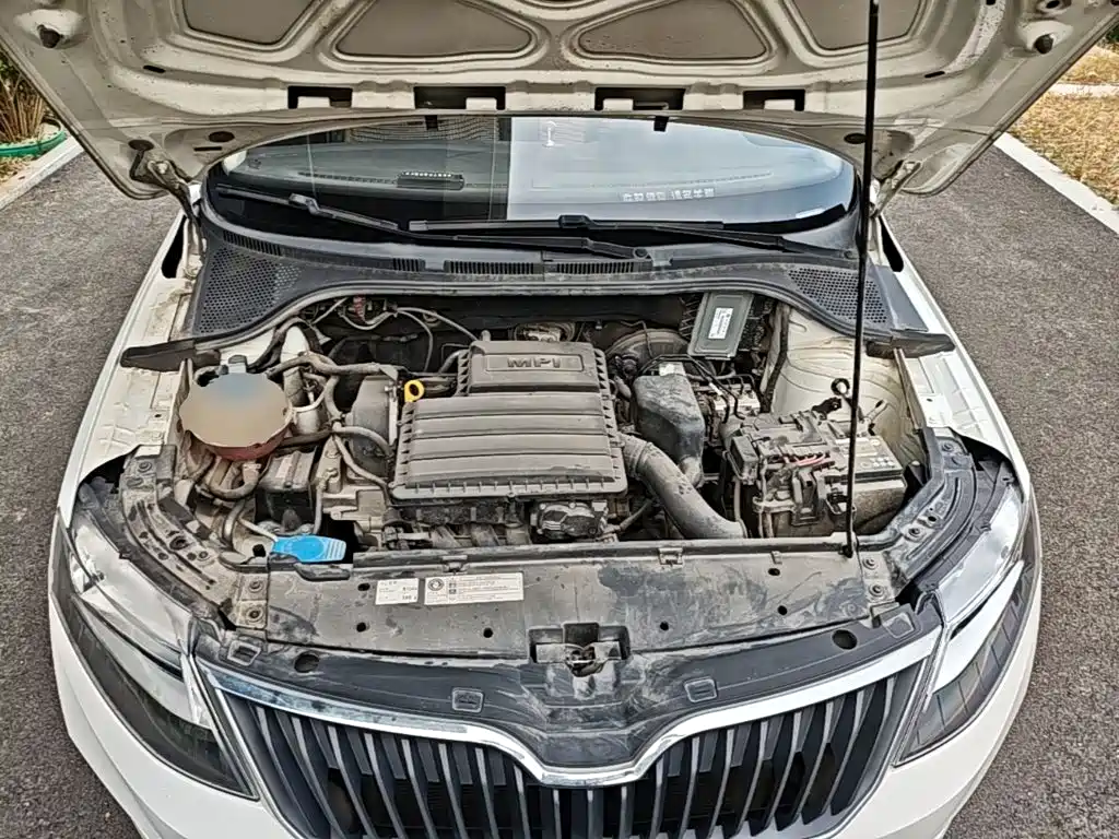 Skoda Rapid Spaceback — миниатюра 20