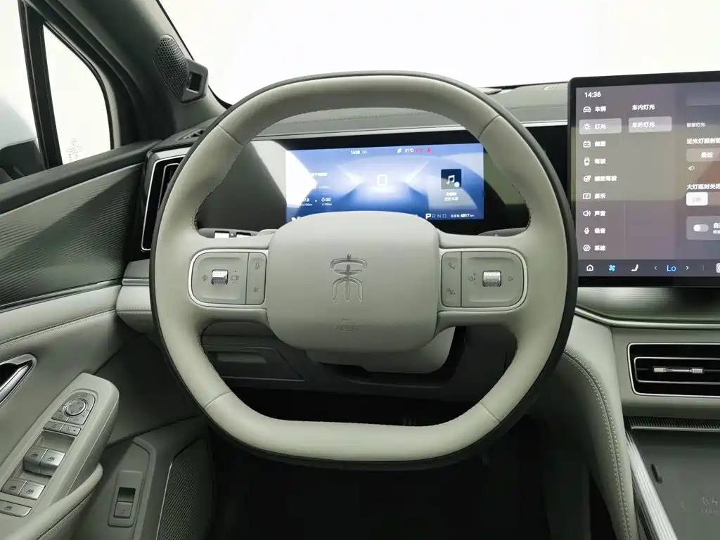 BYD Song Ultra — миниатюра 11
