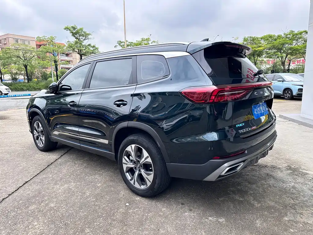 Chery Tiggo 8 PRO NEV — миниатюра 4