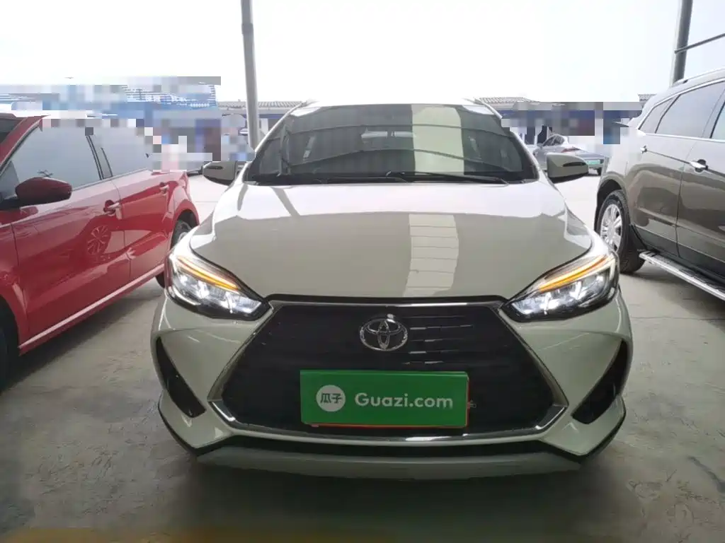 Toyota Yaris L — миниатюра 3