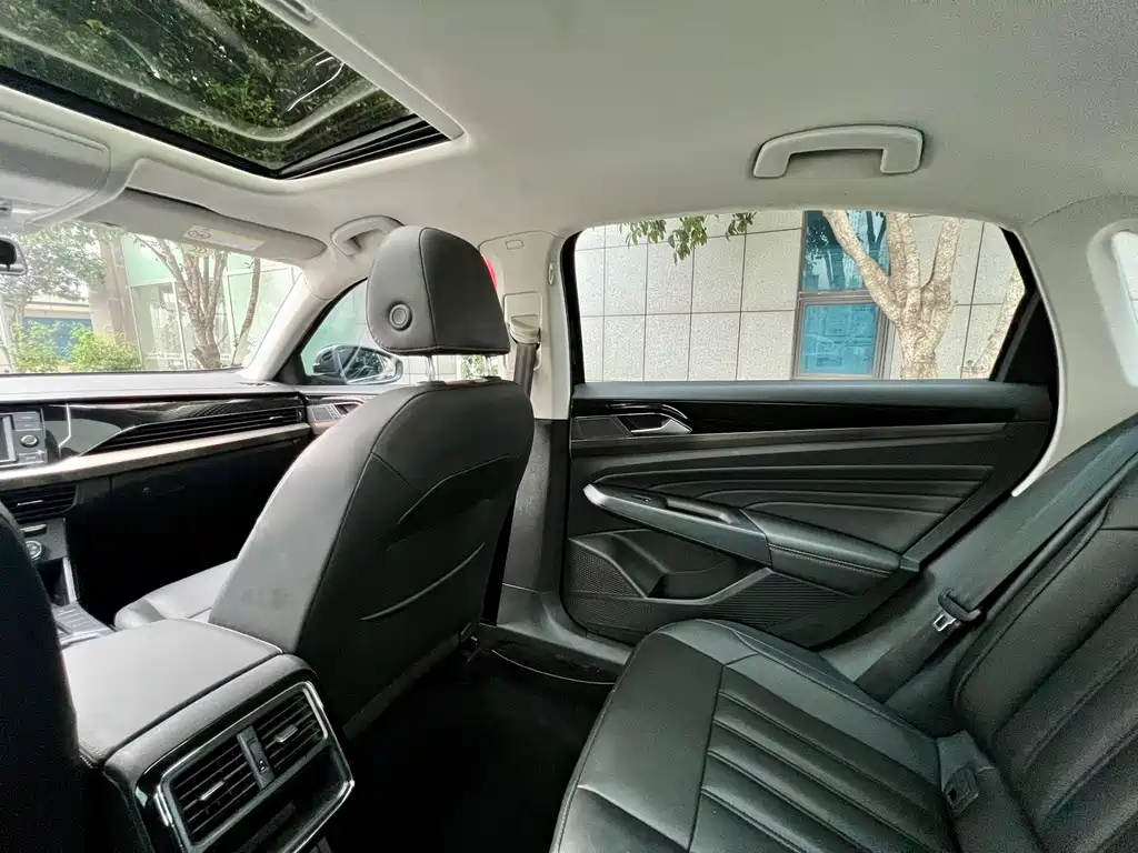 Volkswagen Passat — миниатюра 19