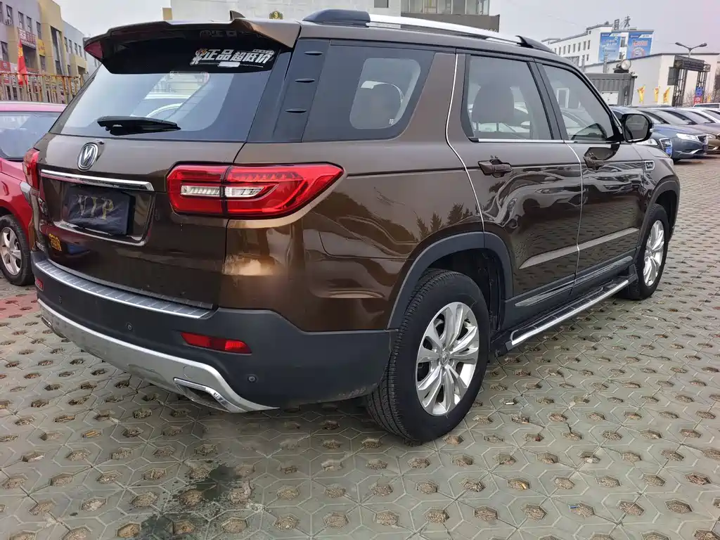 CHANGAN CS95