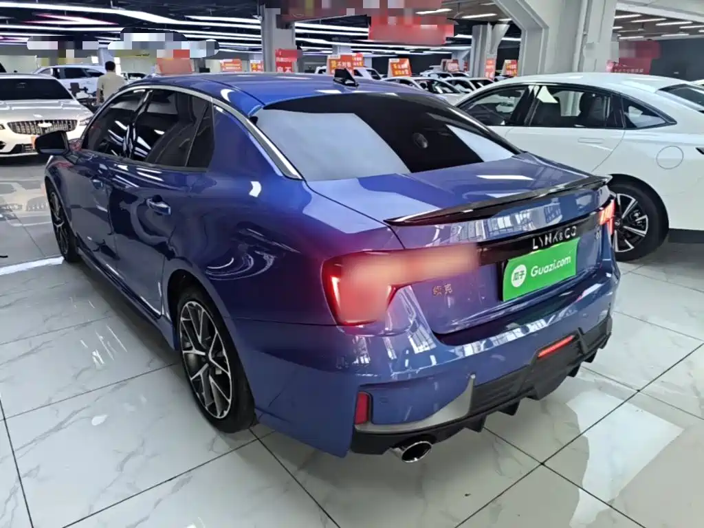 Lynk & Co 03 — миниатюра 5
