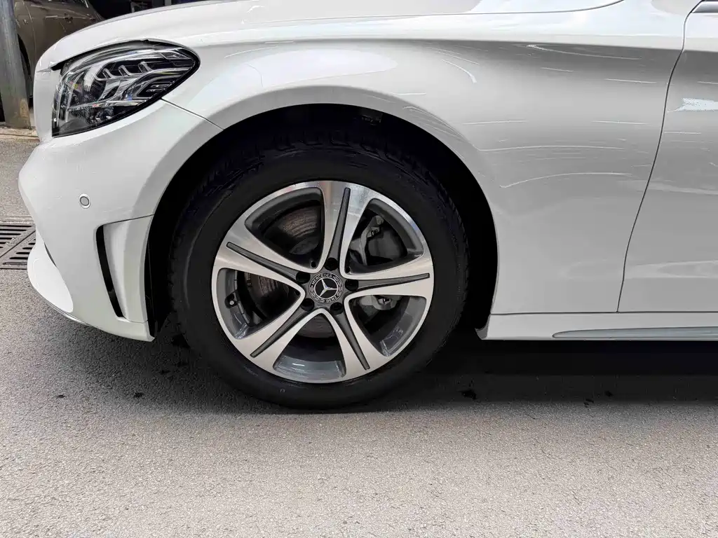 Mercedes-Benz C-Class — миниатюра 25