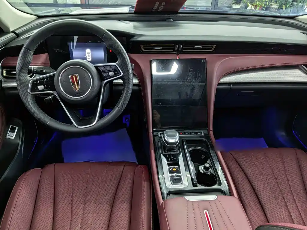 Hongqi Hongqi H5 — миниатюра 12