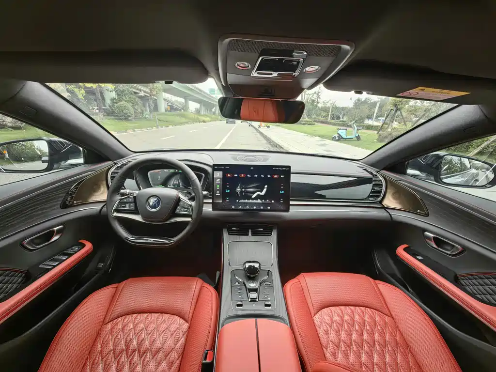 BYD Han — миниатюра 6