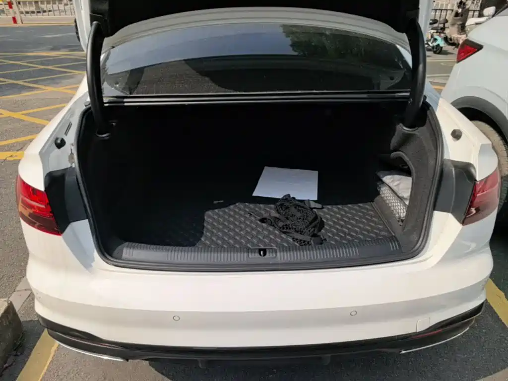 Audi A4L — миниатюра 19
