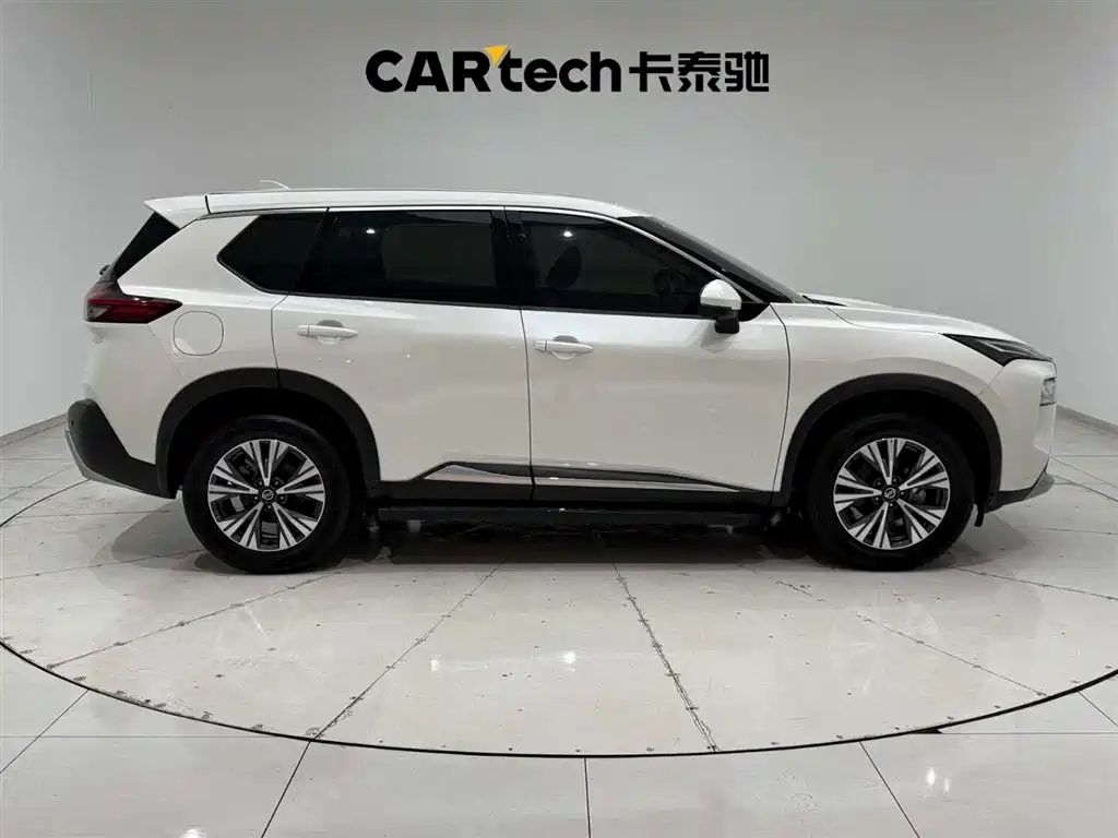 NISSAN QIJUN