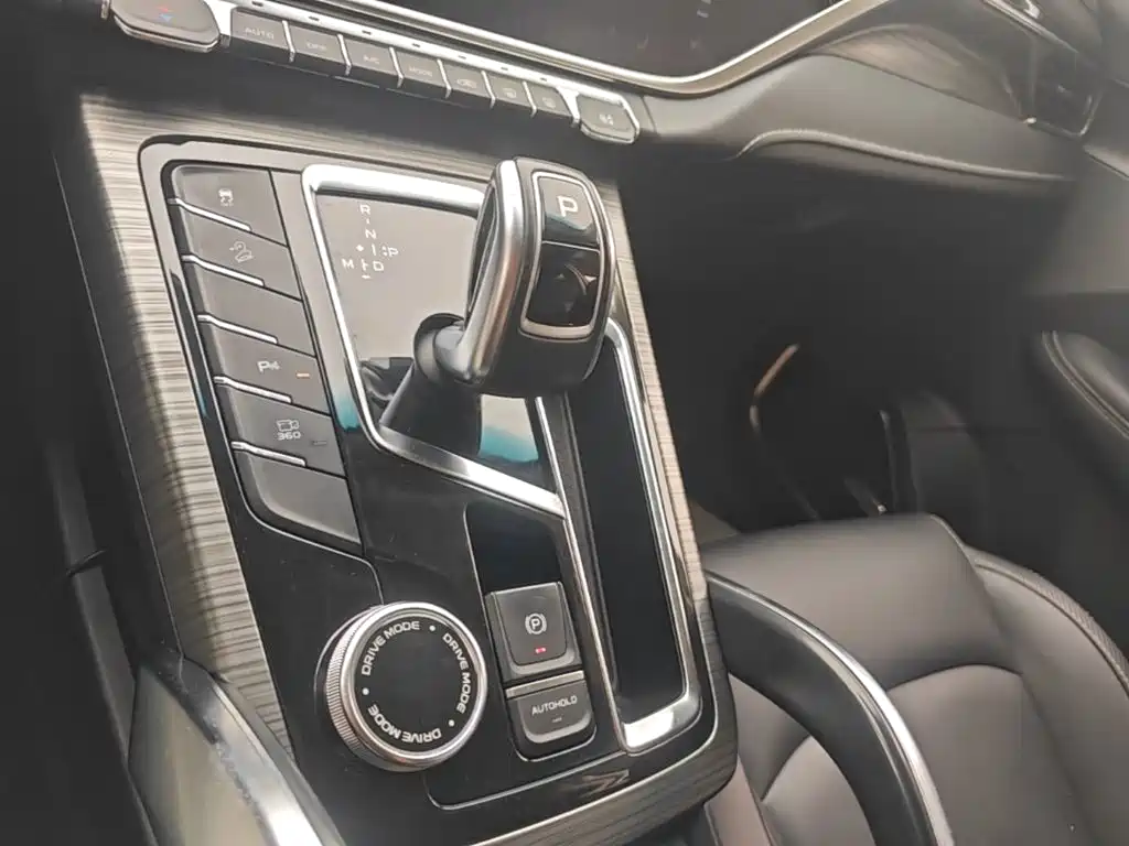 Geely Boyue — миниатюра 14