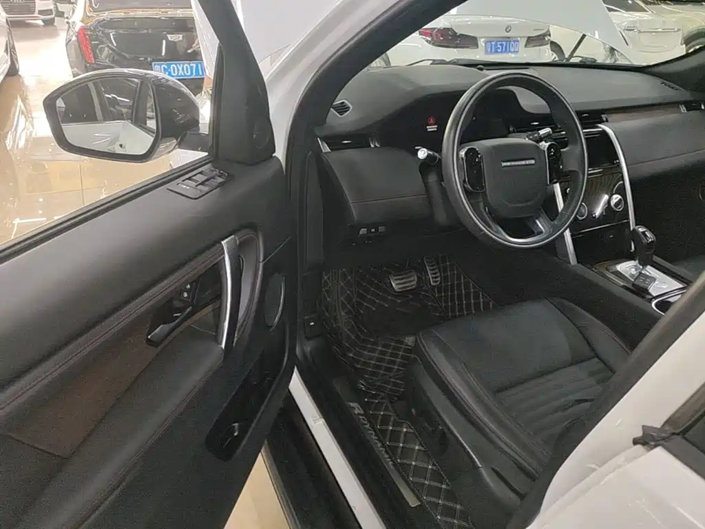 Land Rover Discovery Sport — миниатюра 16
