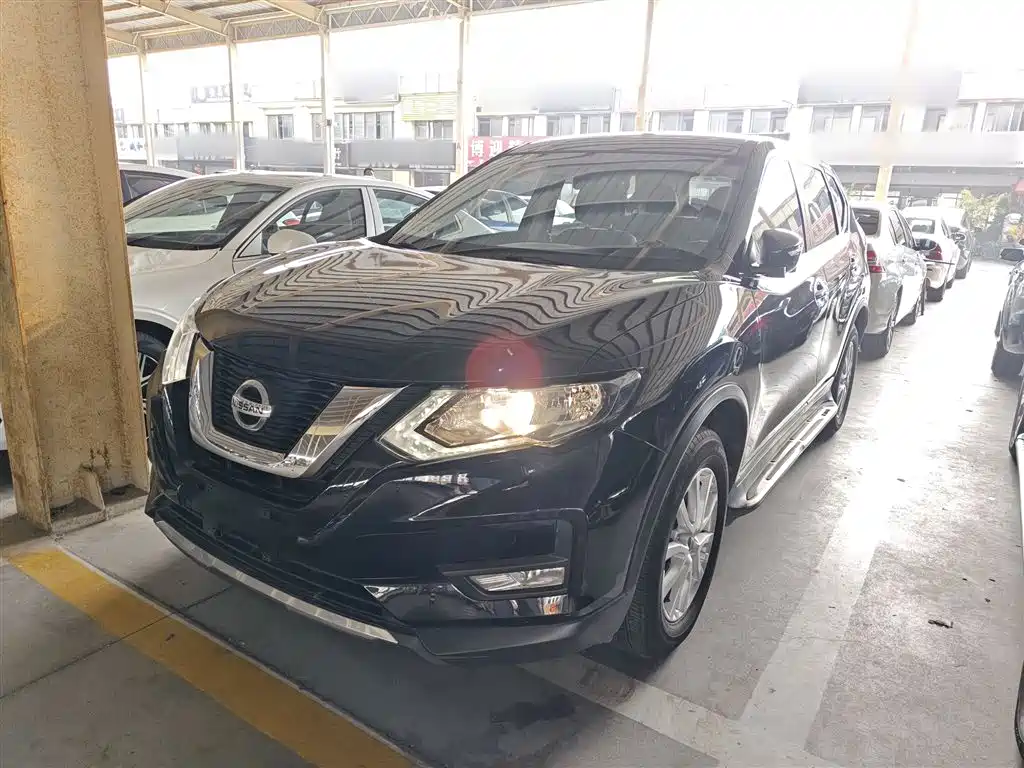 NISSAN QIJUN