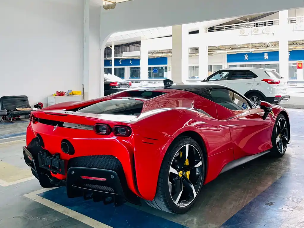 Ferrari SF90 3.9T V8 Stradale, фото 4