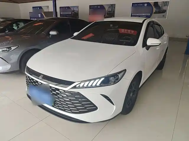 2025 BYD Qin